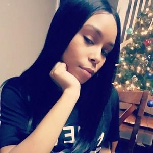 Meet your Posher, Evangeline